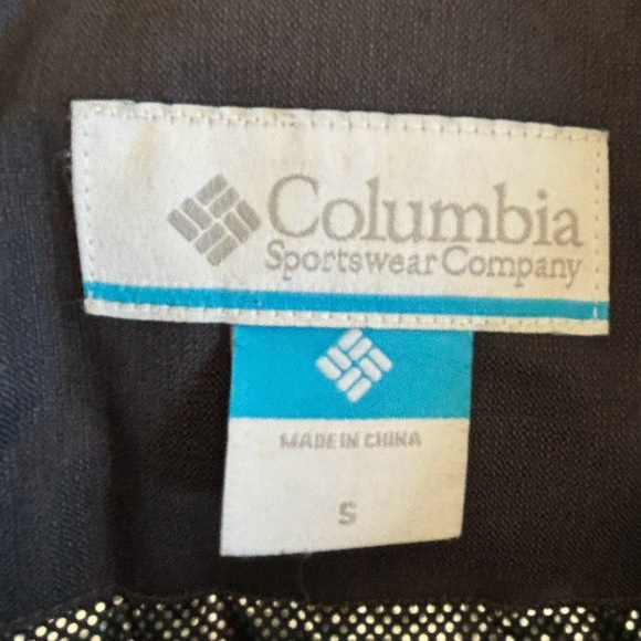 Women’s Columbia Omni-Tech Parka - Picture 5 of 5